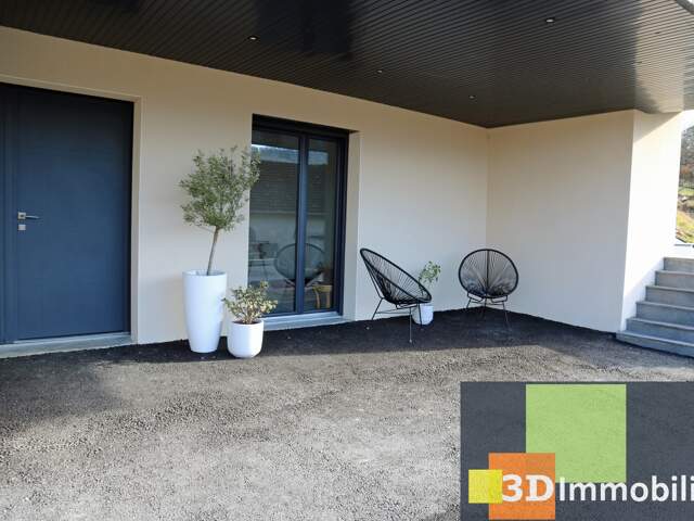 vente maison - 7 pièce(s) — photo du bien