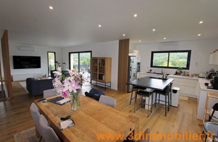 vente maison - 7 pièce(s) — photo 2