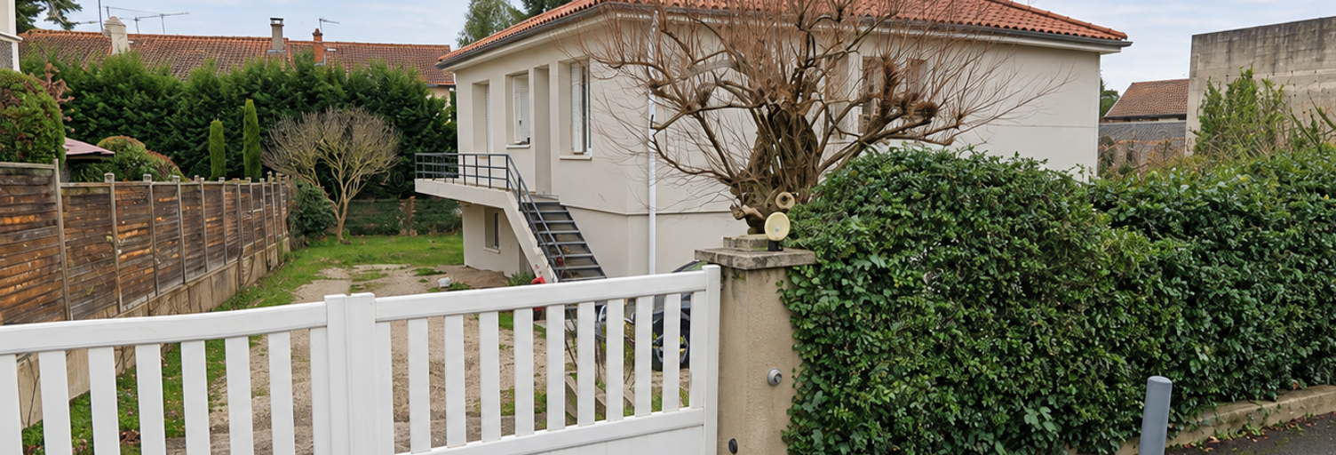 Maison 4 Pièces 96 m² à louer à Saint-Just-Saint-Rambert (42170)