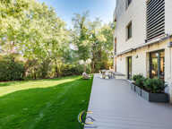 RARE : RDJ D'EXCEPTION AVEC JARDIN DE 400M2 — RÉSIDENCE VILLA CADENELLE — photo 2