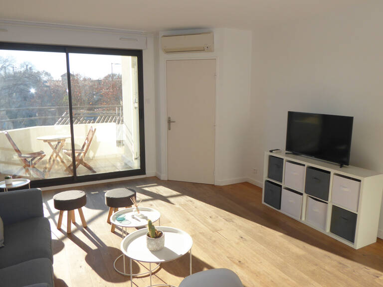 LOCATION APPARTEMENT 2 PIÈCES MEUBLÉ MONTPELLIER CENTRE ECUS — photo 1
