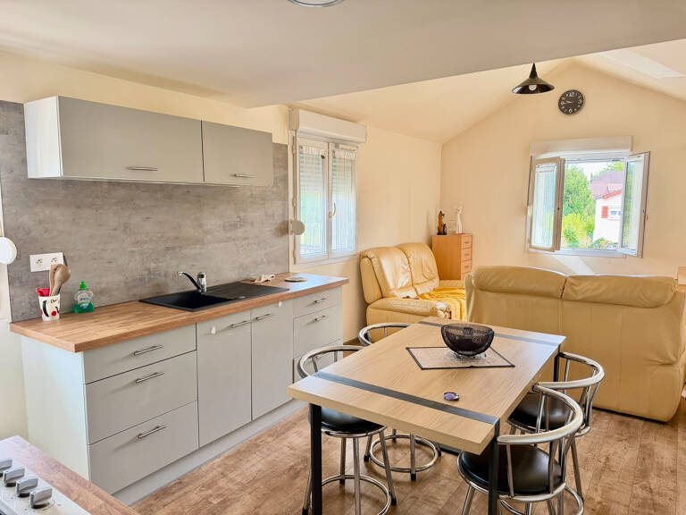 Vente maison de ville, 2 pièces, petit terrain lure centre v — photo 1