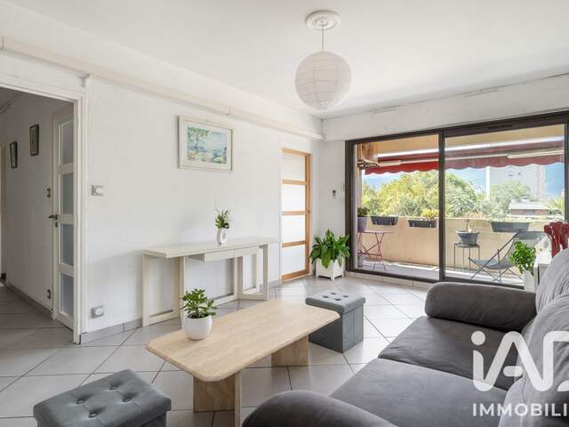 Vente Appartement 4 pièces — photo du bien