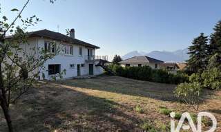 Maison 8 Pièces 181 m² à vendre à Bresson (38320)