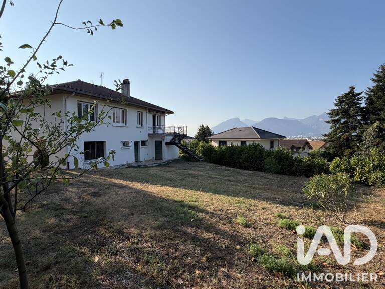 Vente Maison/villa 8 pièces — photo 1