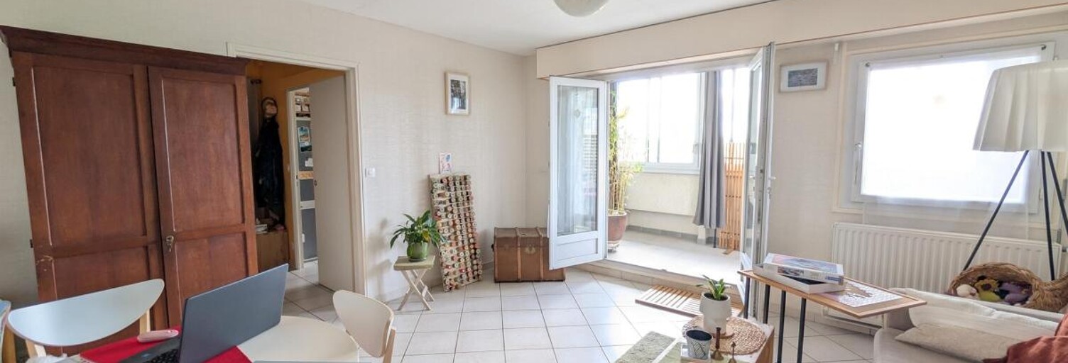 Appartement 5 Pièces 103 m² à vendre à Saint-Pierre-des-Corps (37700)