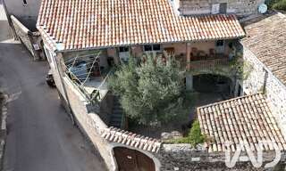 Maison 10 Pièces 226 m² à vendre à Lussas (07170)