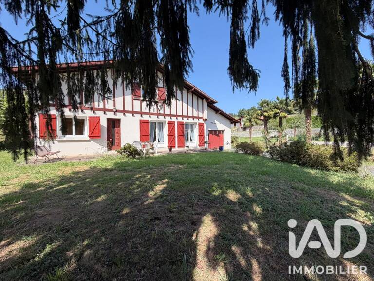 Vente Maison/villa 8 pièces — photo 1
