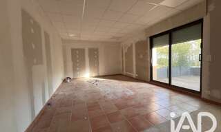 Divers 4 Pièces 160 m² à louer à Saint-Maximin-la-Sainte-Baume (83470)