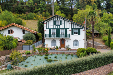 Maison 8 pièces 325000 €