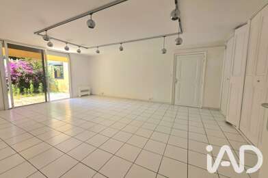 Commerce  350000 €