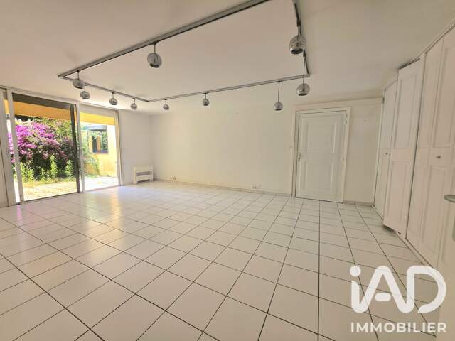 Vente Boutique/Local commercial 139 m&sup2; — photo du bien