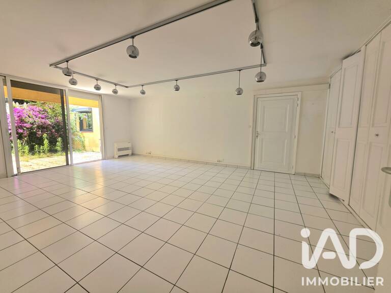 Vente Boutique/Local commercial 139 m&sup2; — photo 1