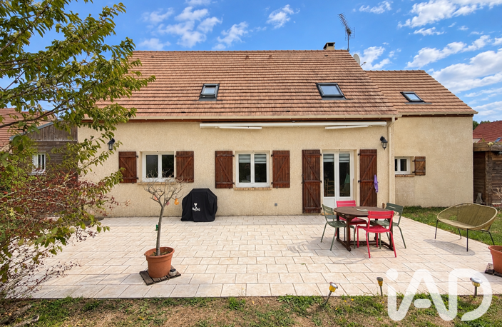 Vente Maison/villa 7 pièces — photo 2