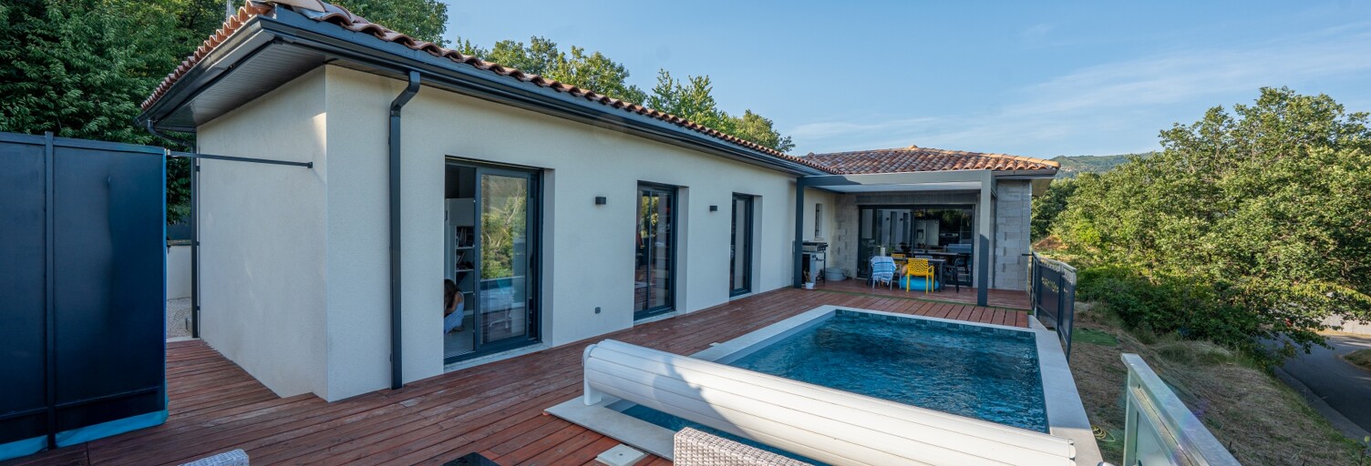 Maison 4 Pièces 120 m² à vendre à Vesseaux (07200)