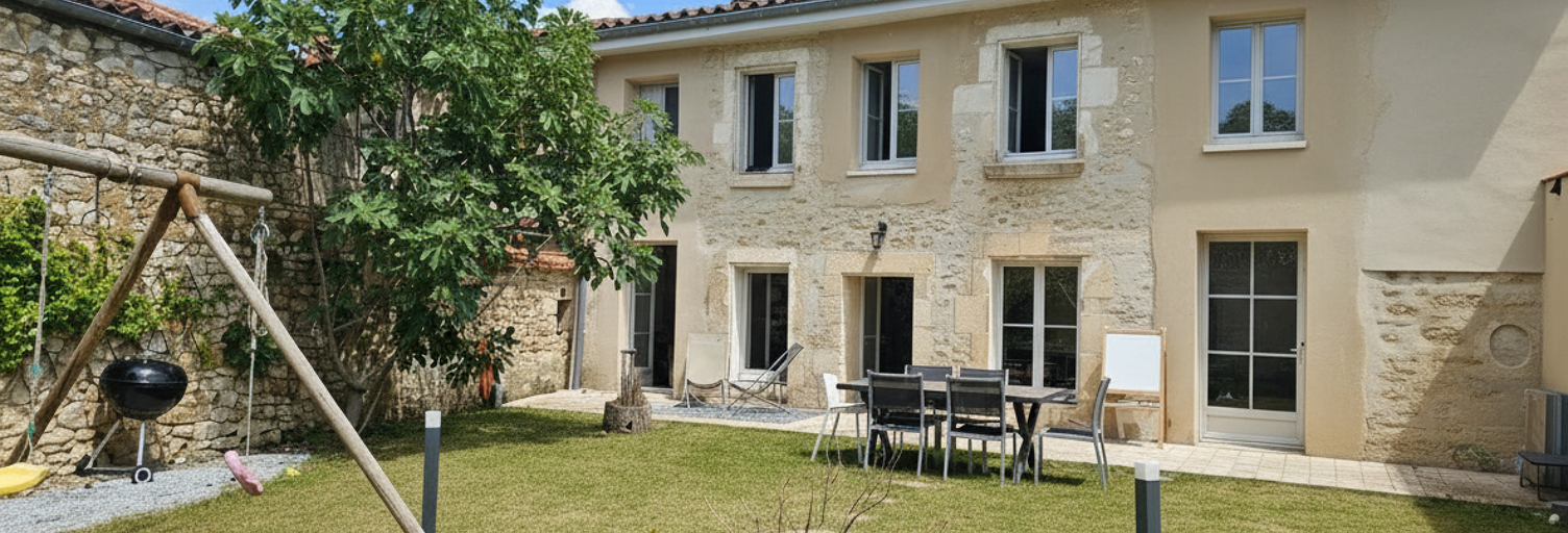 Maison 5 Pièces 144 m² à vendre à La Rochefoucauld-en-Angoumois (16110)