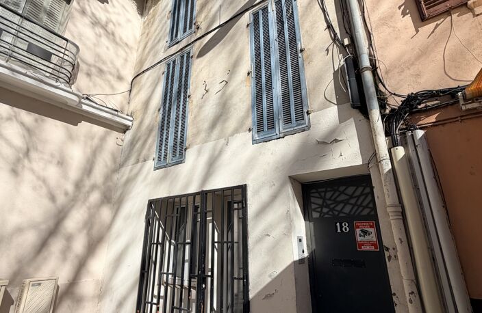 Vente Immeuble 120 m&sup2; — photo 2