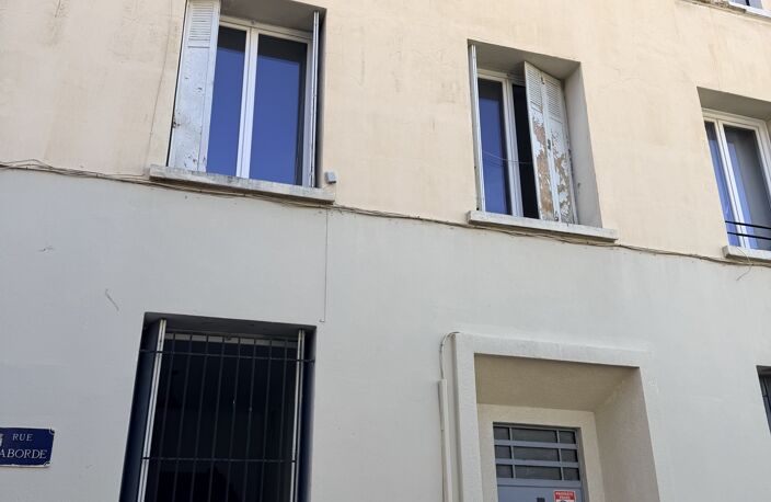 Vente Immeuble 180 m&sup2; — photo 2