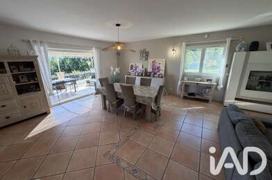 Maison 5 pièces 1600 €