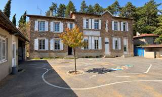 Maison 10 Pièces 336 m² à vendre à Charmes-sur-l'Herbasse (26260)