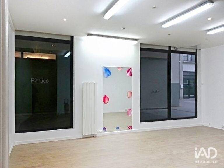 Location Boutique/Local commercial 97 m&sup2; — photo 1
