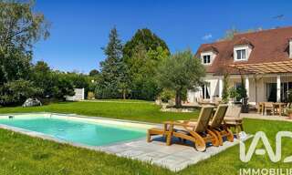 Maison 8 Pièces 279 m² à vendre à Santeny (94440)
