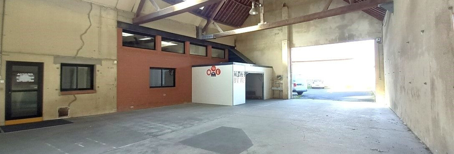 Local industriel  800 m² à vendre à Le Quesnoy (59530)