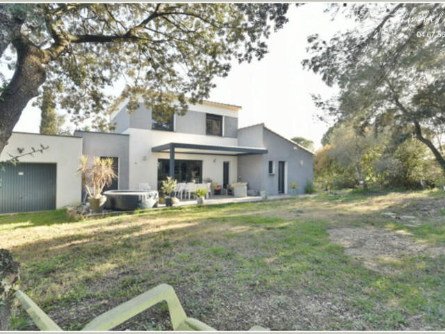 VILLA dans cadre de verdure exeptionnel — photo du bien