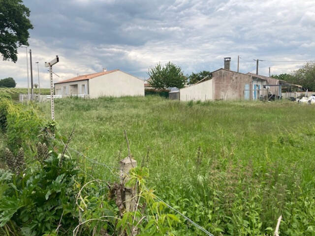 Terrain à bâtir à Chaniers (17610) — photo du bien