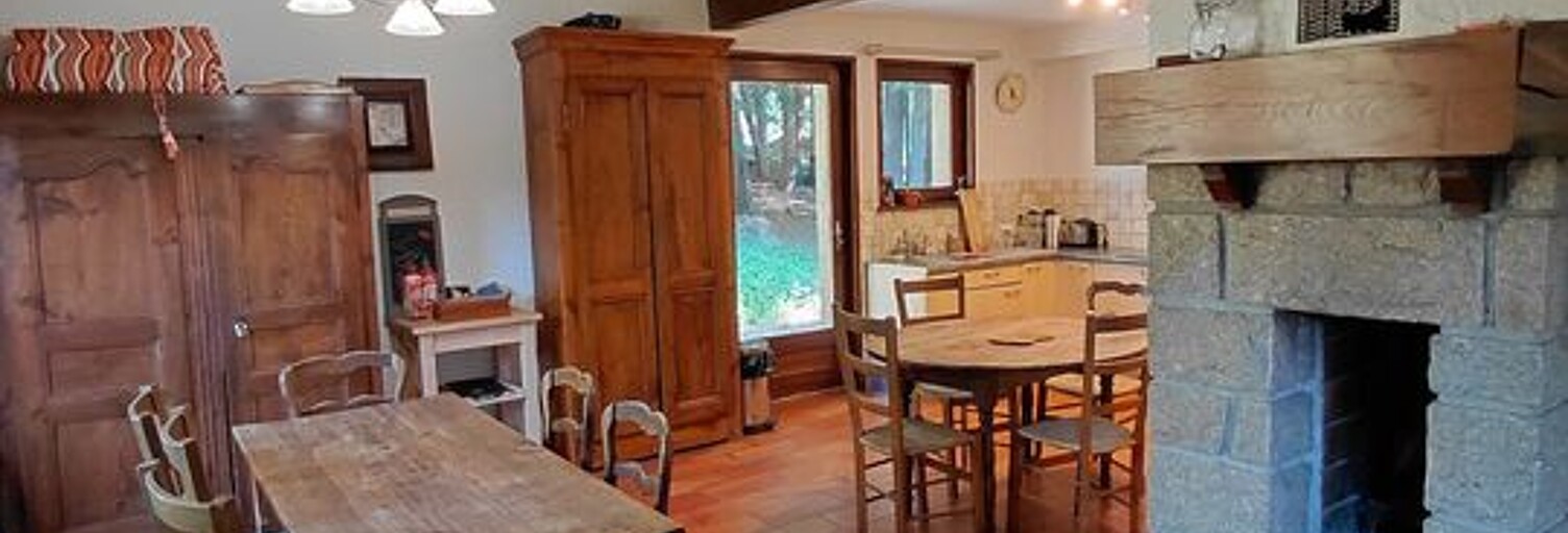 Maison 5 Pièces 150 m² à vendre à Le Chambon-sur-Lignon (43400)