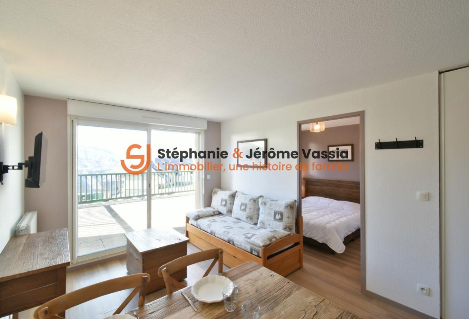 PEYRAGUDES – T2 + COIN MONTAGNE – TERRASSE 27 m² – BAIL COMMERCIAL — photo 1