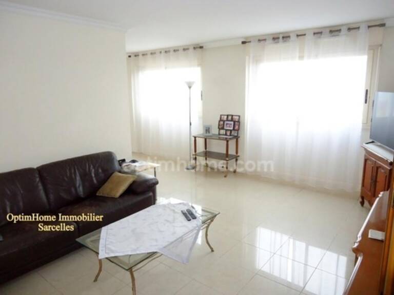 Sarcelles - Rue Louis Lebrun - Appartement de 4 pièces - 79 m2 - 138 000 € FAI — photo 1