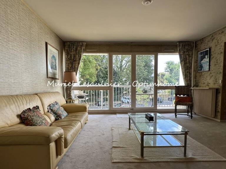 Spacieux appartement familial avec balcon, cave et parking — photo 1