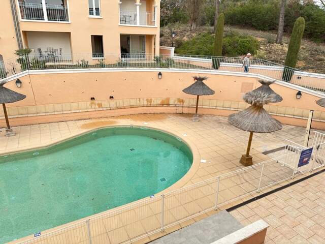 Appartement à vendre 1 pièces GREOUX LES BAINS (04) — photo du bien