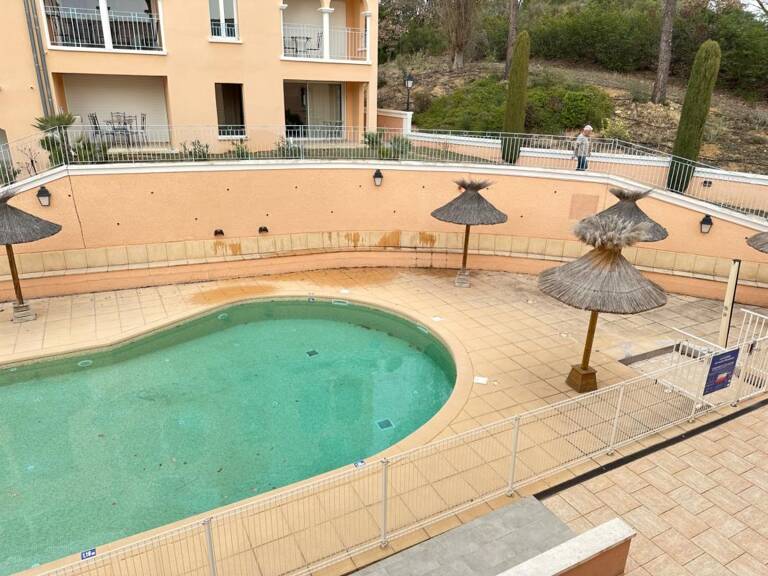 Appartement à vendre 1 pièces GREOUX LES BAINS (04) — photo 1