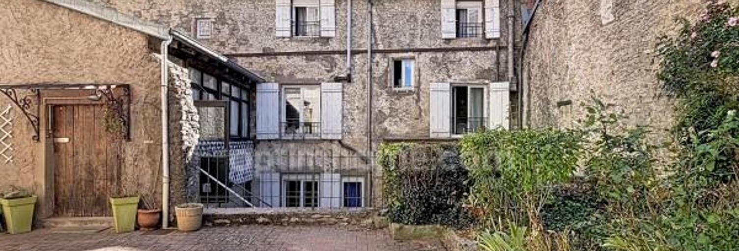 Maison 8 Pièces 347 m² à vendre à Blâmont (54450)