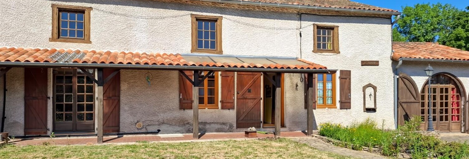 Maison 7 Pièces 140 m² à vendre à Saint-Priest-Bramefant (63310)