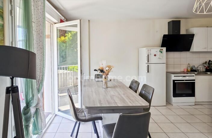 PAU CENTRE-VILLE – T3 62 m² – Balcon plein sud – Parking couvert – DPE B — photo 4
