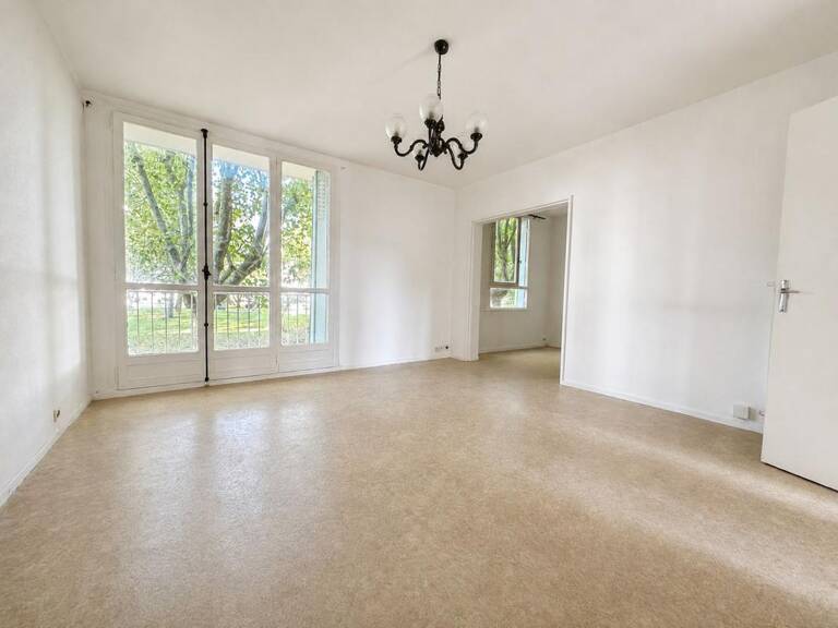 À vendre appartement T3bis avec cave et stationnement facile — photo 1