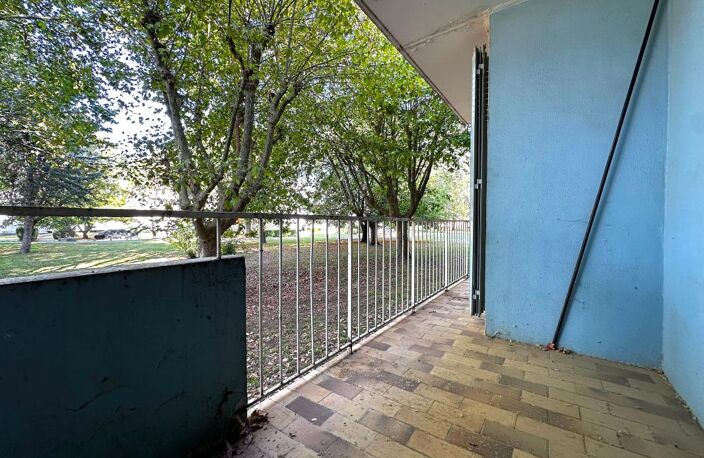 À vendre appartement T3bis avec cave et stationnement facile — photo 2