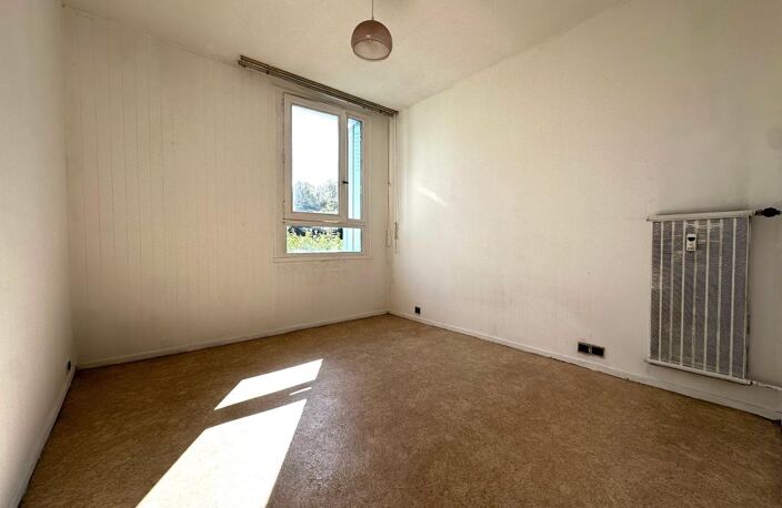 À vendre appartement T3bis avec cave et stationnement facile — photo 4
