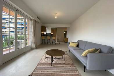 Appartement 3 pièces 2200 €