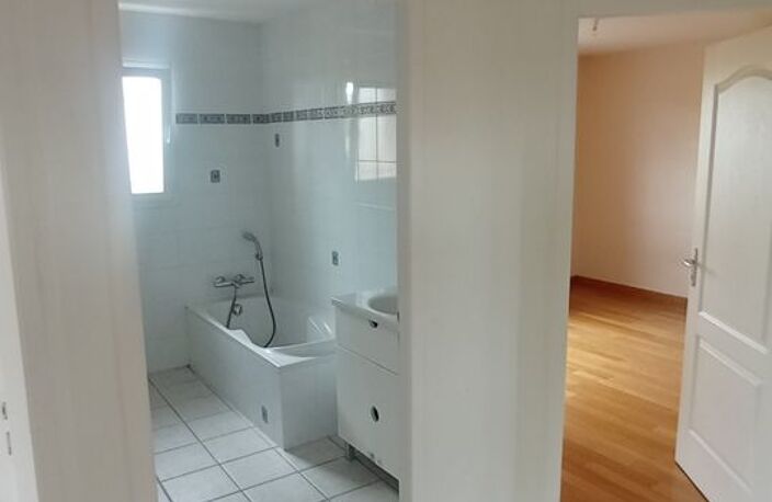 Maison de 140m2 à louer sur Brindas — photo 2