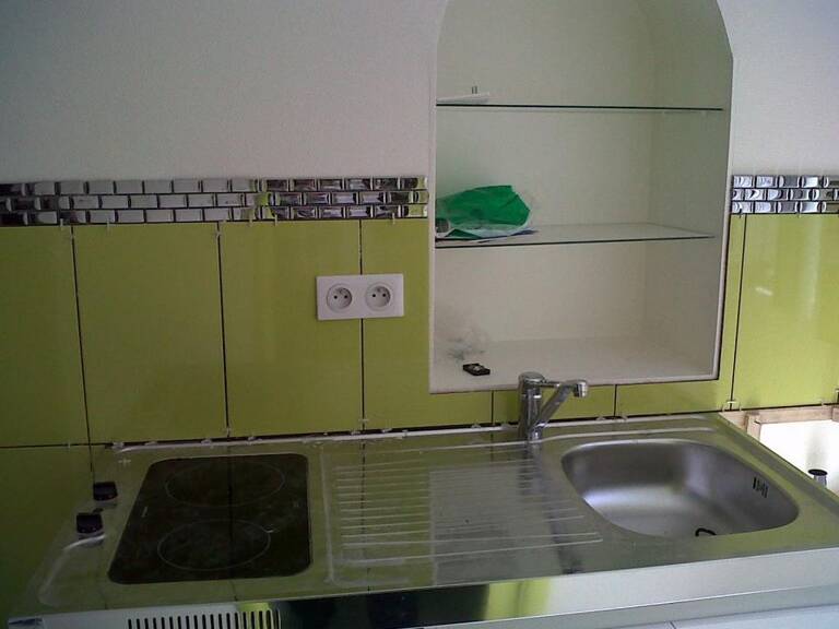 Studio de 28m2 à louer sur Pons — photo 1