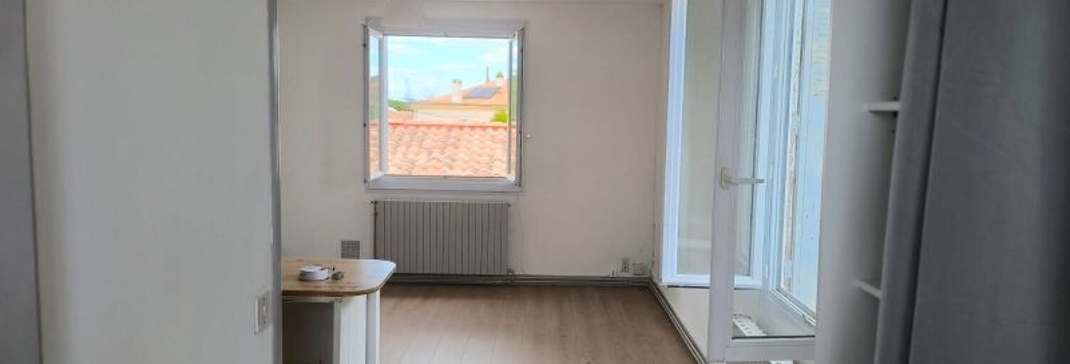 Appartement 1 Pièce 29 m² à louer à Saint-Michel (16470)