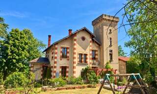 Maison 14 Pièces 344 m² à vendre à Commelle-Vernay (42120)