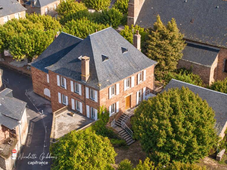 Ensemble de propriété - maison bourgeoise, deuxième logement/bureaux, grange, 1 hectare — photo 1