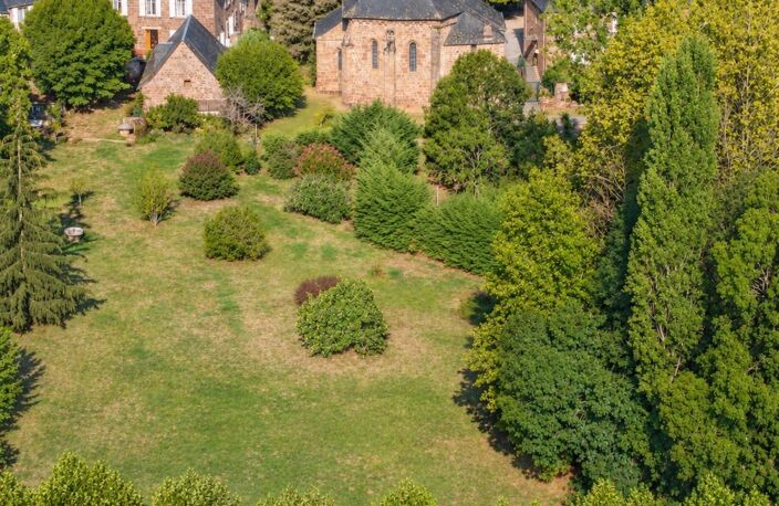 Ensemble de propriété - maison bourgeoise, deuxième logement/bureaux, grange, 1 hectare — photo 2
