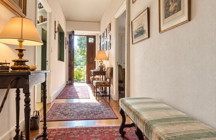 Ensemble de propriété - maison bourgeoise, deuxième logement/bureaux, grange, 1 hectare — photo 4