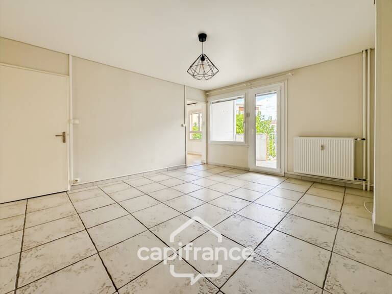 Appartement T4 67 m² – 3 chambres – Balcon – Cave – Chalon-sur-Saône — photo 1
